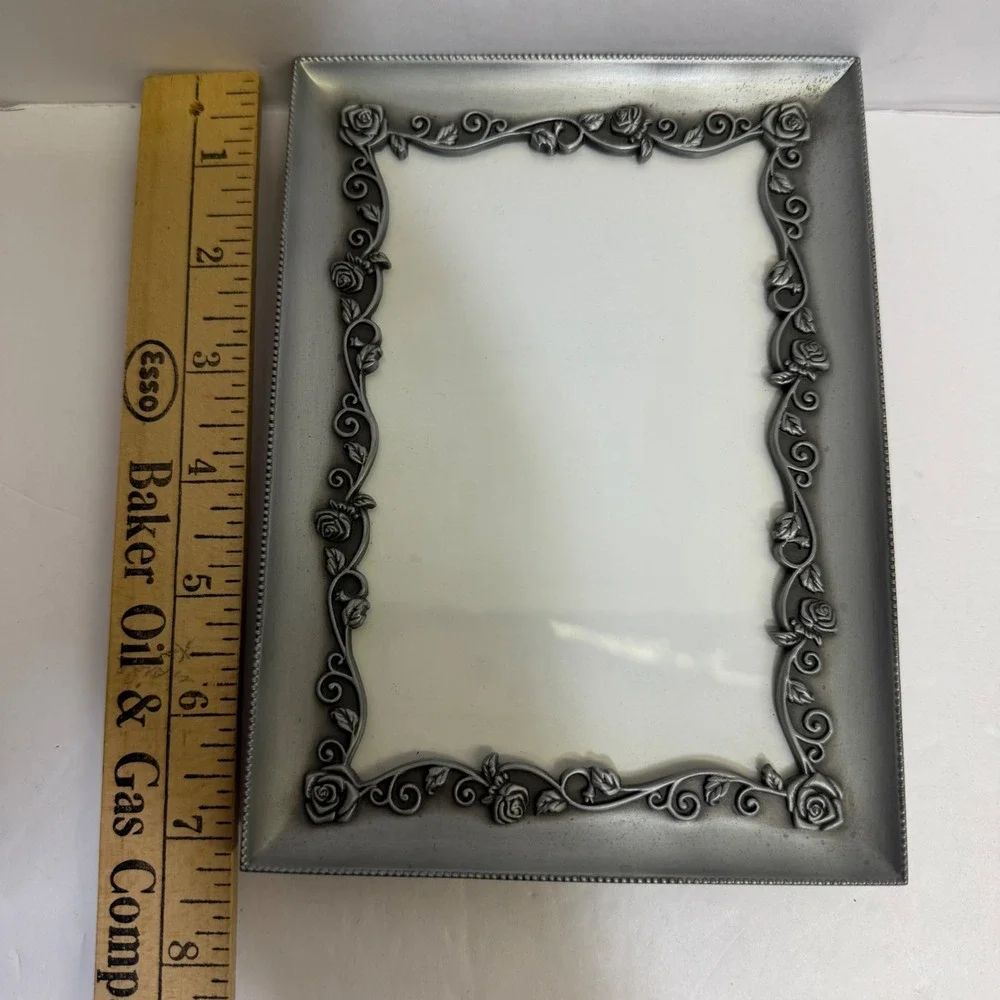 Decorel Pewter Tone Rose Vine Ornate 4x6 Picture Frame Vintage Style Tabletop